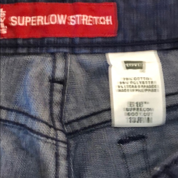 Women’s Levi’s size 13 jr M jeans - Picture 4 of 4